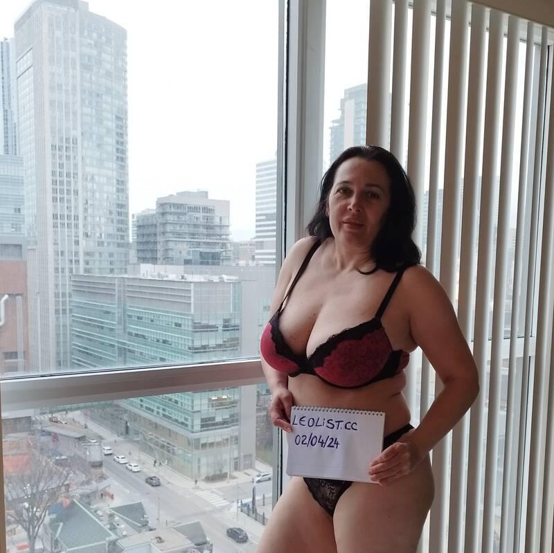 Isabel is Female Escorts. | Toronto | Ontario | Canada | escortsaffair.com 