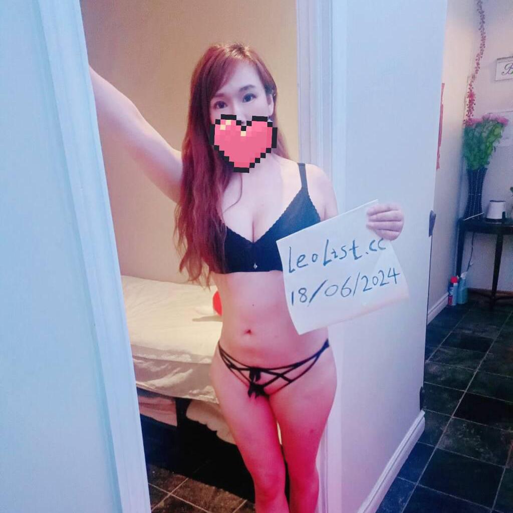 Yumi is Female Escorts. | Toronto | Ontario | Canada | escortsaffair.com 