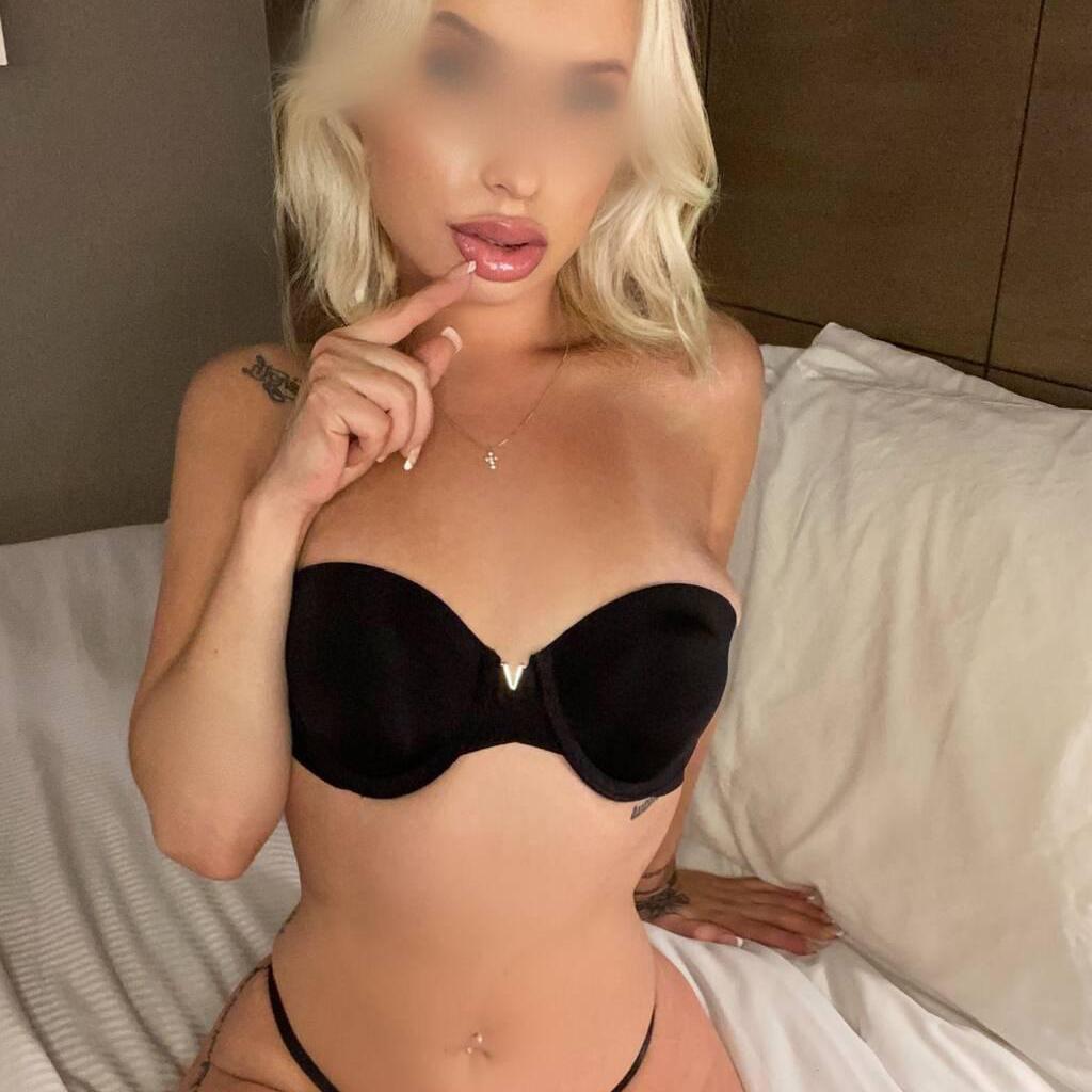 Taylorbabyy is Female Escorts. | Hamilton | Ontario | Canada | escortsaffair.com 