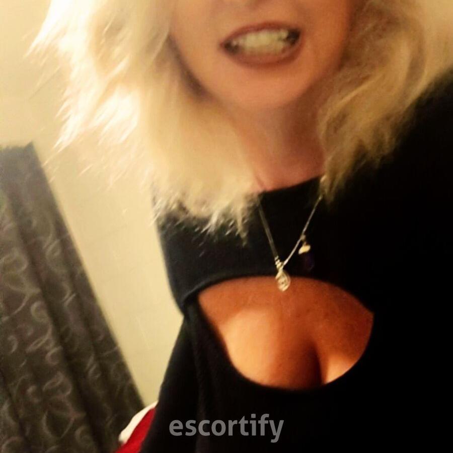 Tammy curves is Female Escorts. | Auckland | New Zealand | New Zeland | escortsaffair.com 