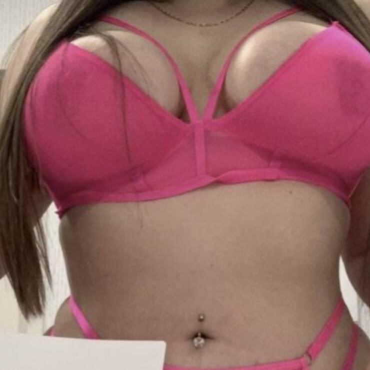 BAILEY is Female Escorts. | Calgary | Alberta | Canada | escortsaffair.com 