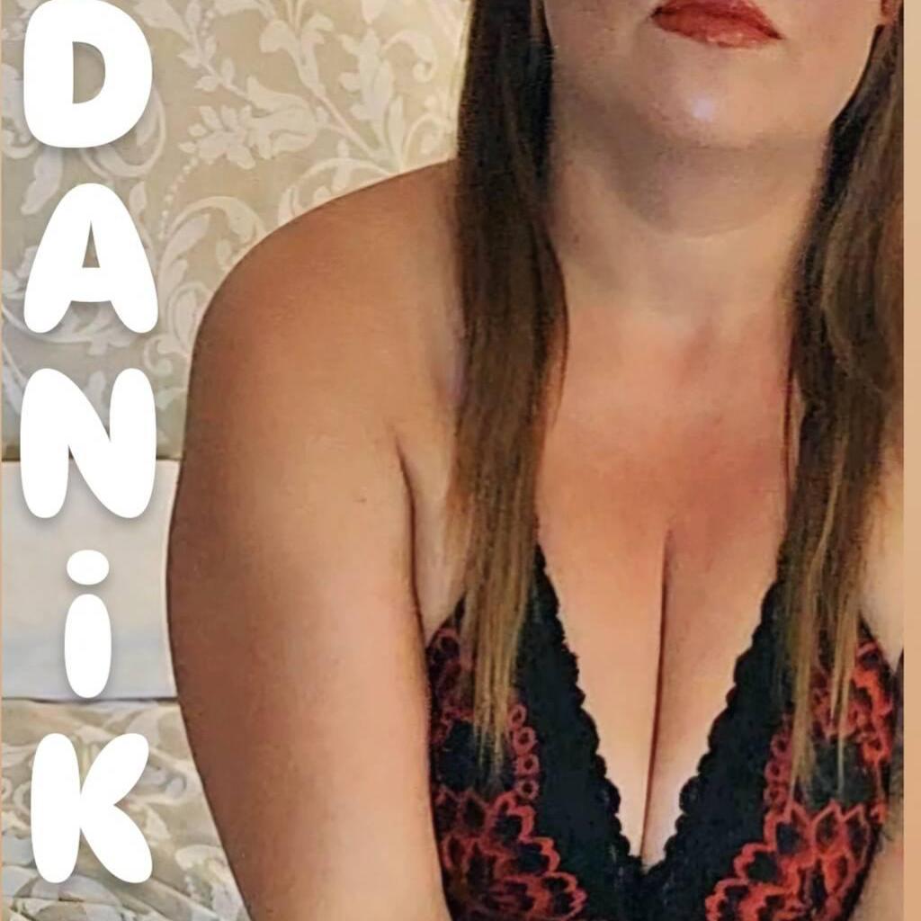 Danika is Female Escorts. | Grande Prairie | Alberta | Canada | escortsaffair.com 