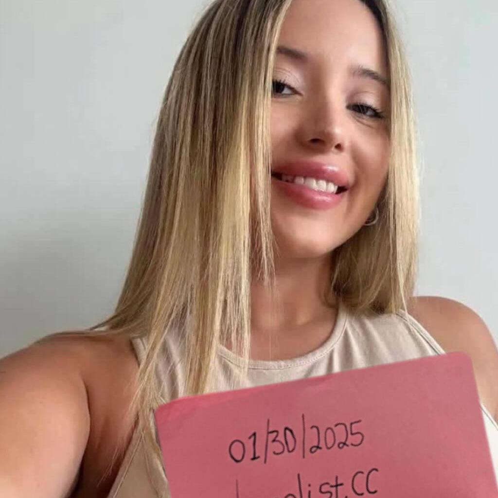 
                        Mia
                     is Female Escorts. | Fredericton | New Brunswick | Canada | escortsaffair.com 