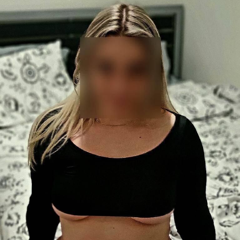 
                        Mélodie
                     is Female Escorts. | Hamilton | Ontario | Canada | escortsaffair.com 