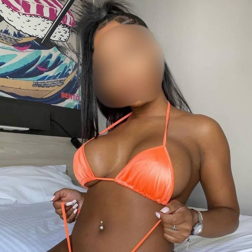 
                        Pearl
                     is Female Escorts. | Ft Mcmurray | Alberta | Canada | escortsaffair.com 