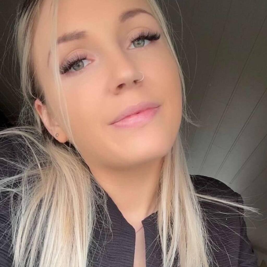 
                        Sara
                     is Female Escorts. | Niagara | Ontario | Canada | escortsaffair.com 