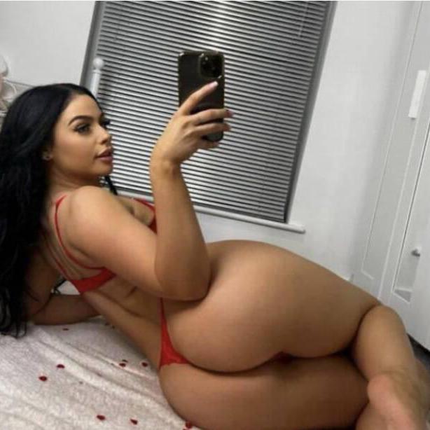 
                        Karina
                     is Female Escorts. | Quebec City | Quebec | Canada | escortsaffair.com 