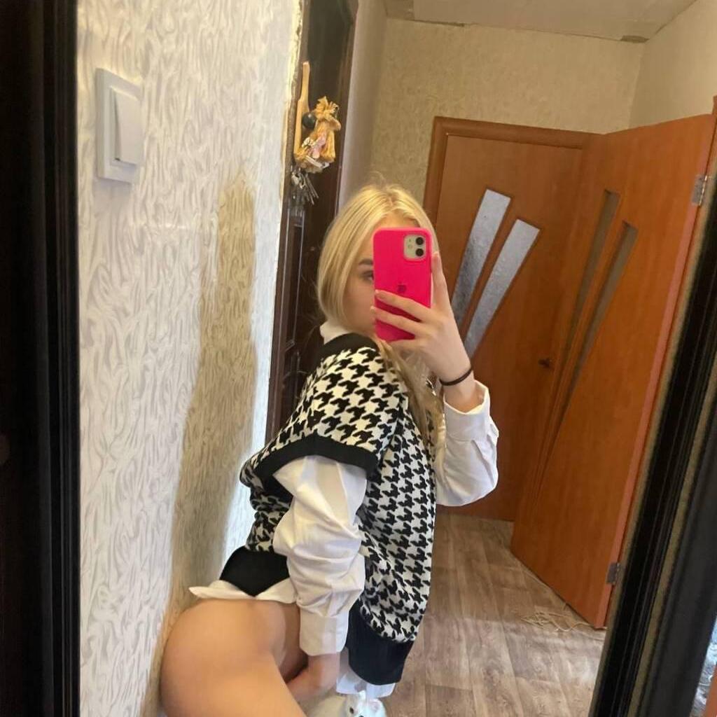
                        Vicky
                     is Female Escorts. | Oakville | Ontario | Canada | escortsaffair.com 