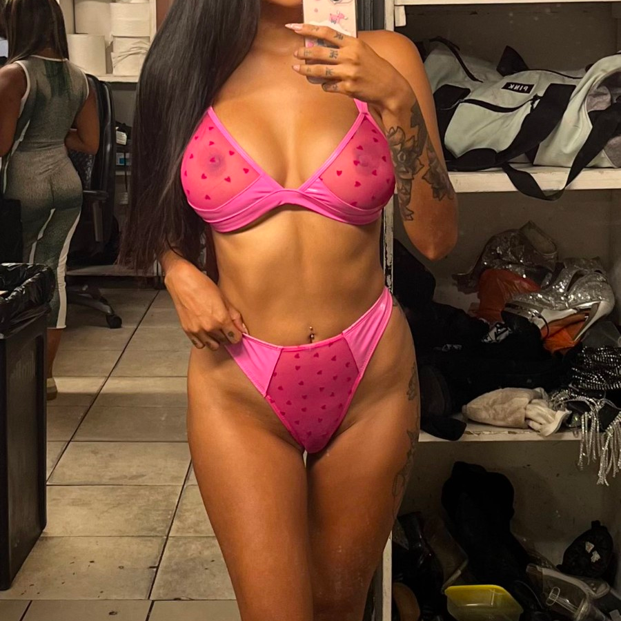 Emi is Female Escorts. | Honolulu | Hawaii | United States | escortsaffair.com 