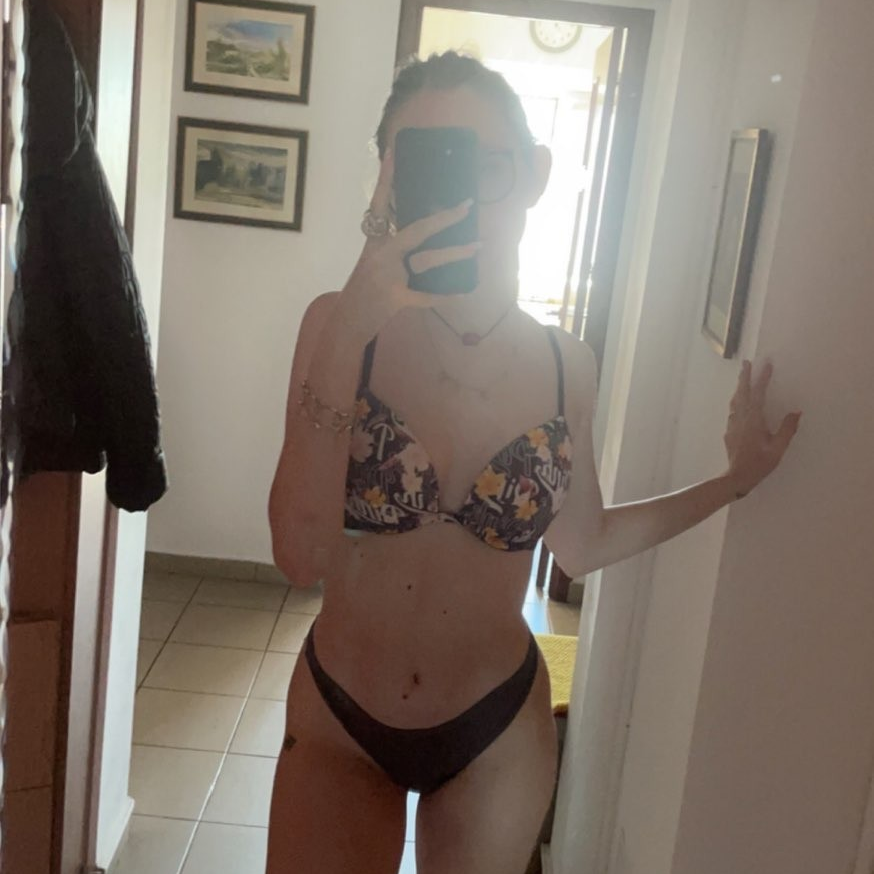 Claire is Female Escorts. | Brantford | Ontario | Canada | escortsaffair.com 