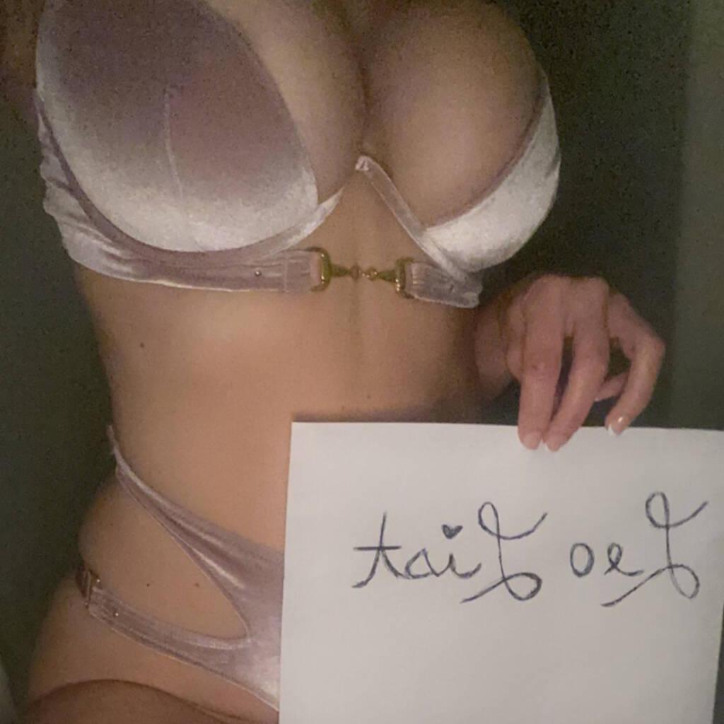 
                        Blondie
                     is Female Escorts. | Cambridge | Ontario | Canada | escortsaffair.com 