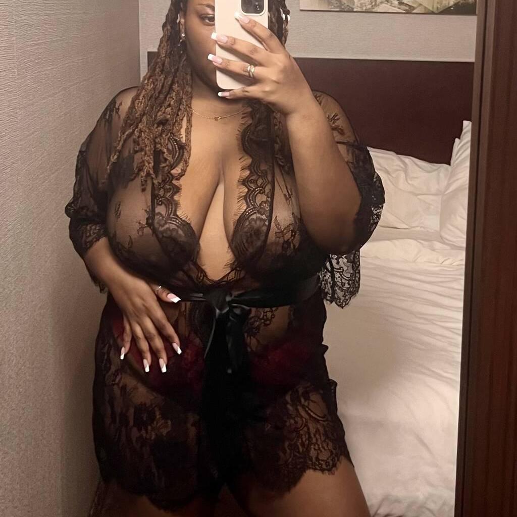 
                        Celeste Harper
                     is Female Escorts. | Cambridge | Ontario | Canada | escortsaffair.com 