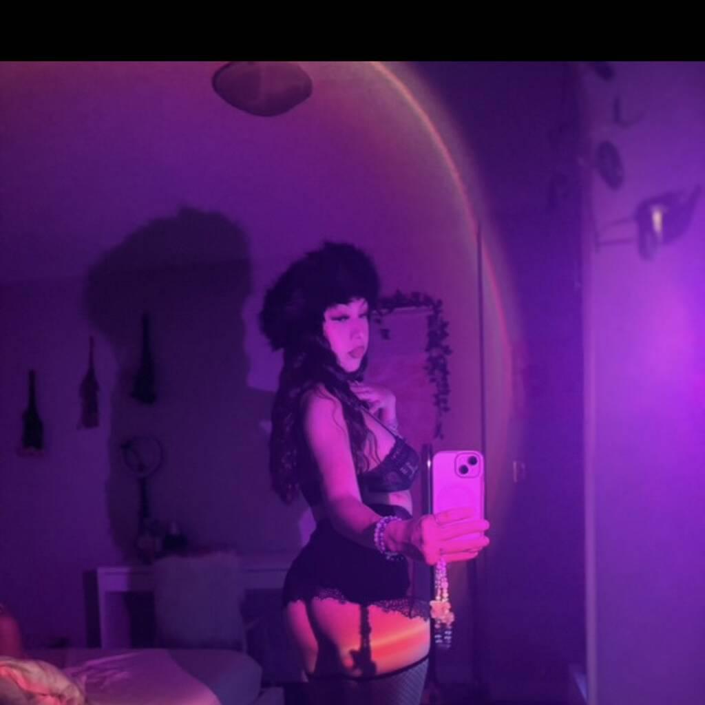 
                        Bby T
                     is Female Escorts. | Calgary | Alberta | Canada | escortsaffair.com 