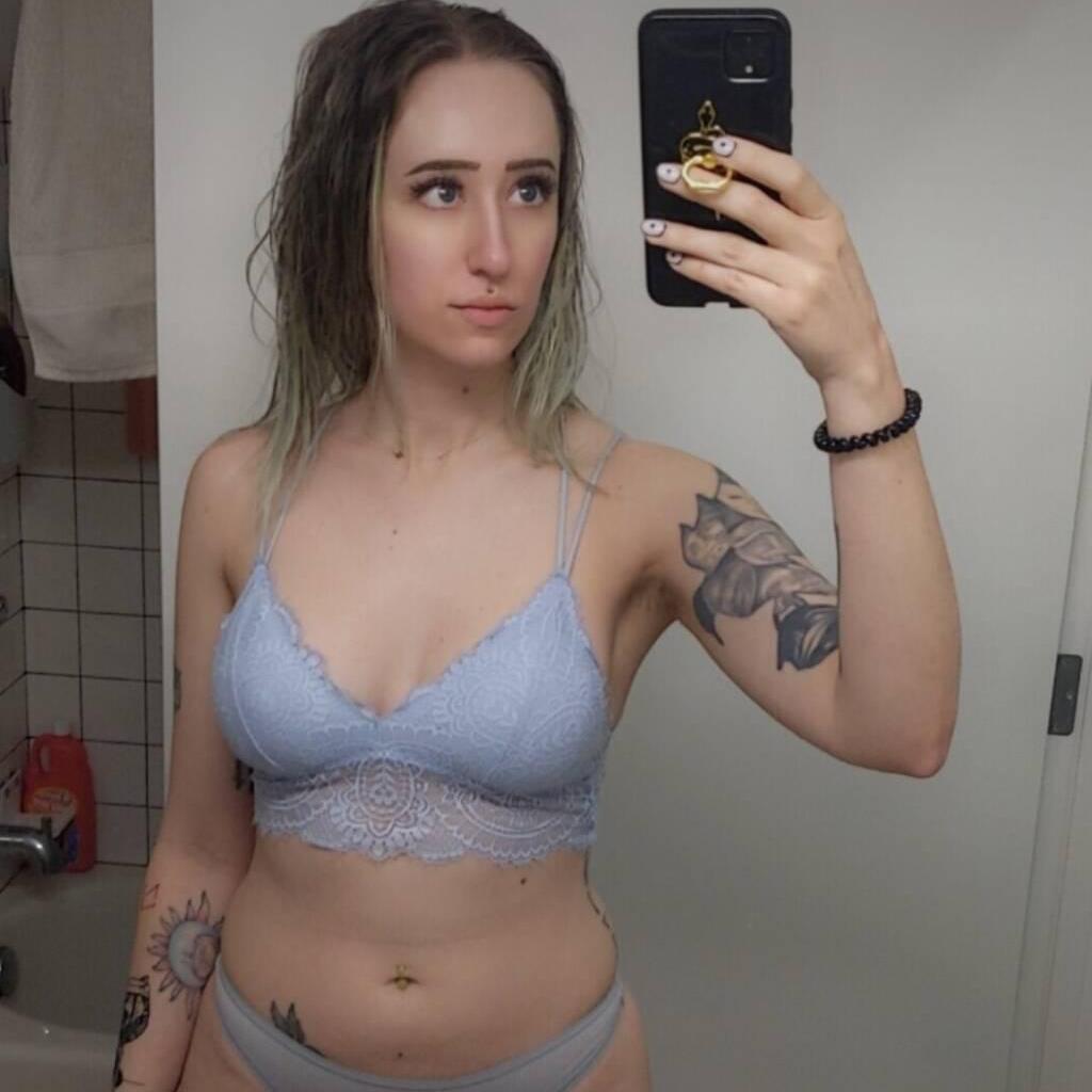
                        Katy
                     is Female Escorts. | St. Albert | Alberta | Canada | escortsaffair.com 