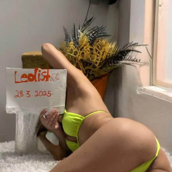 
                        Bella
                     is Female Escorts. | Richmond Hill | Ontario | Canada | escortsaffair.com 