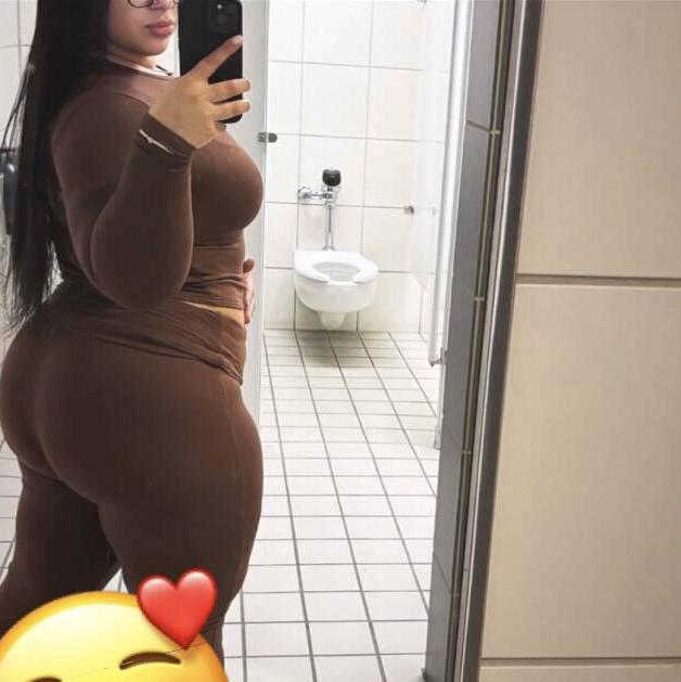 
                        Ari
                     is Female Escorts. | Scarborough | Ontario | Canada | escortsaffair.com 