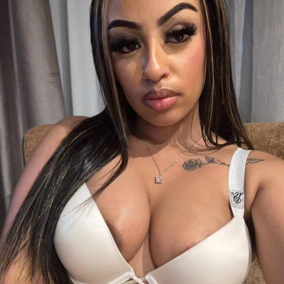 
                        Diamond
                     is Female Escorts. | London | Ontario | Canada | escortsaffair.com 