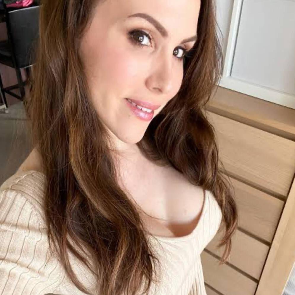 
                        Lina
                     is Female Escorts. | Nanaimo | British Columbia | Canada | escortsaffair.com 