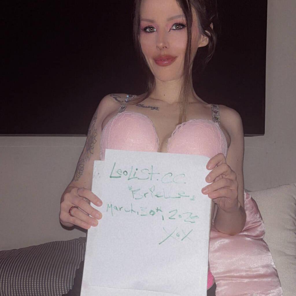 
                        Bri
                     is Female Escorts. | Hamilton | Ontario | Canada | escortsaffair.com 