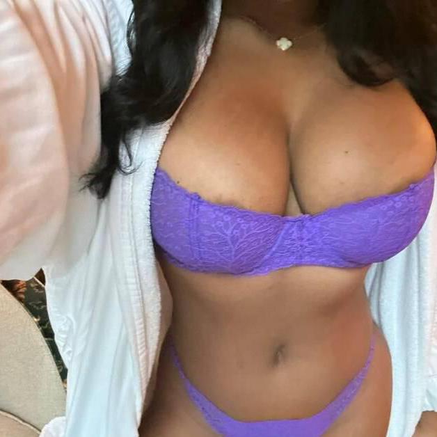 
                        Perla
                     is Female Escorts. | Milton | Ontario | Canada | escortsaffair.com 