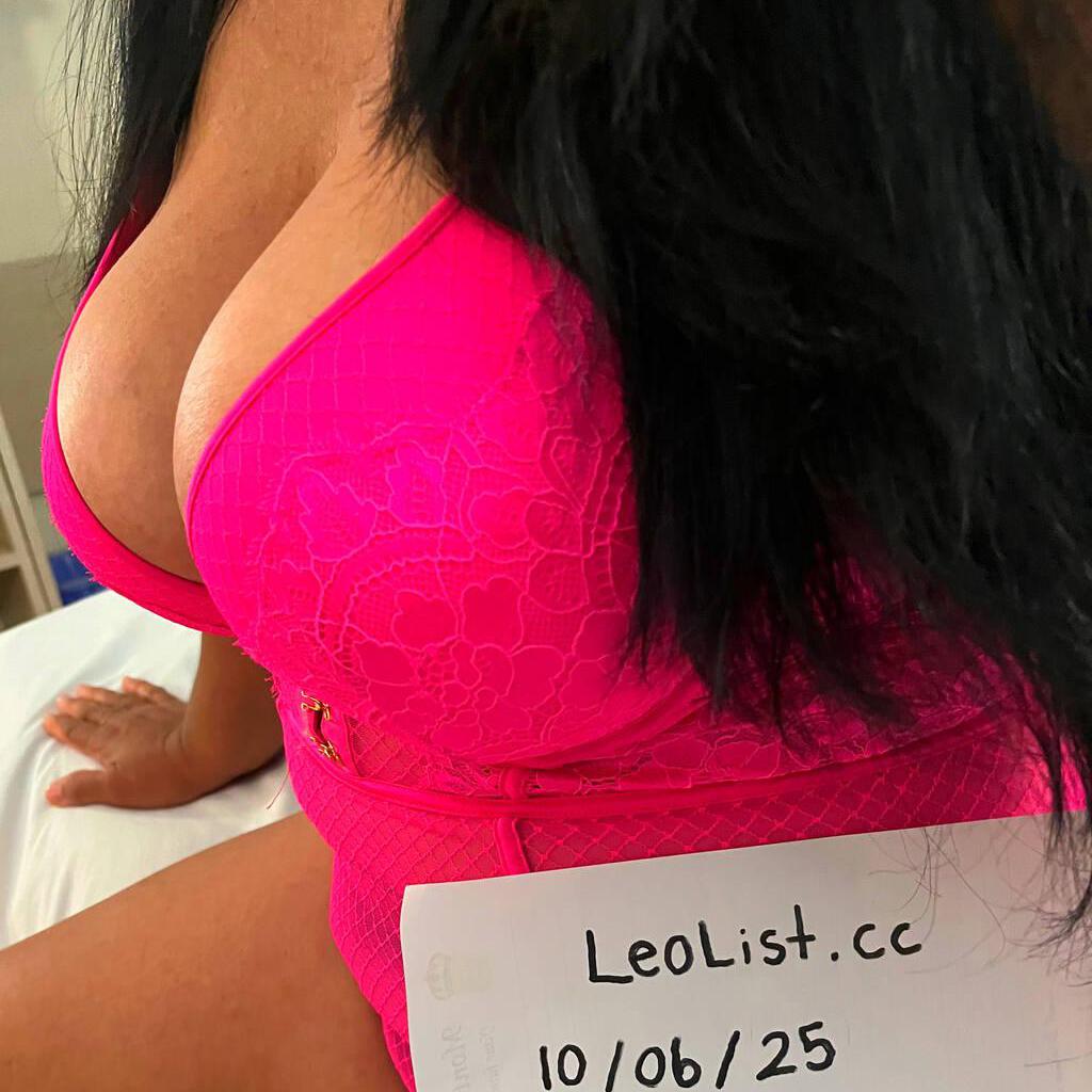 
                        Paloma
                     is Female Escorts. | London | Ontario | Canada | escortsaffair.com 
