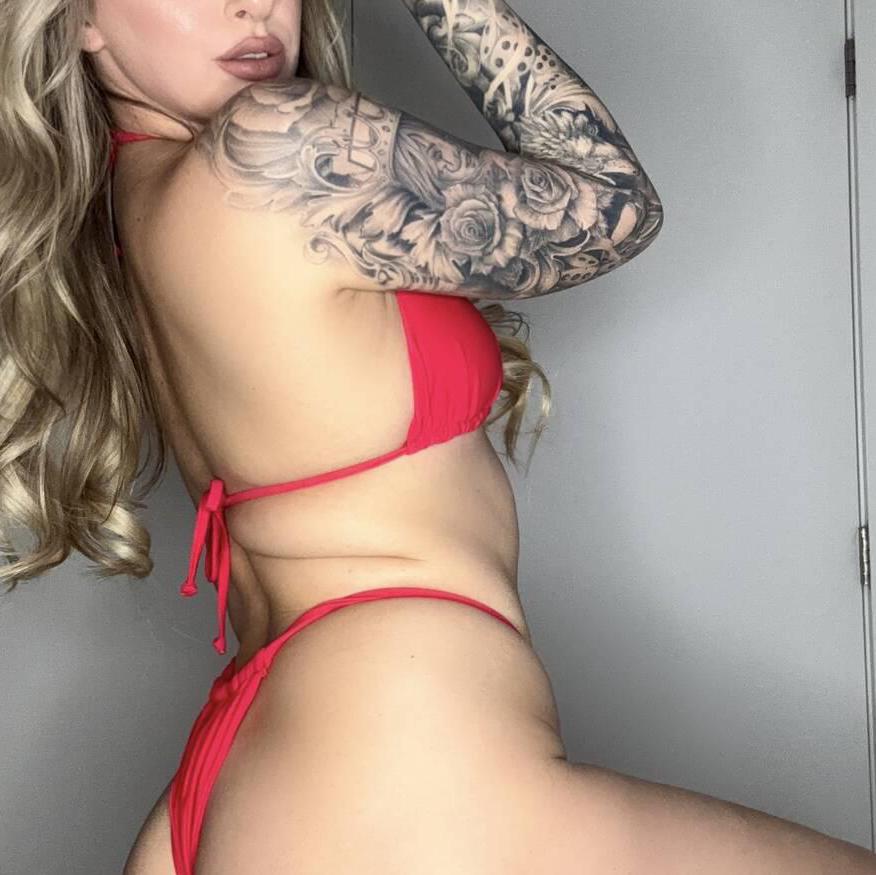 
                        Rose
                     is Female Escorts. | Calgary | Alberta | Canada | escortsaffair.com 