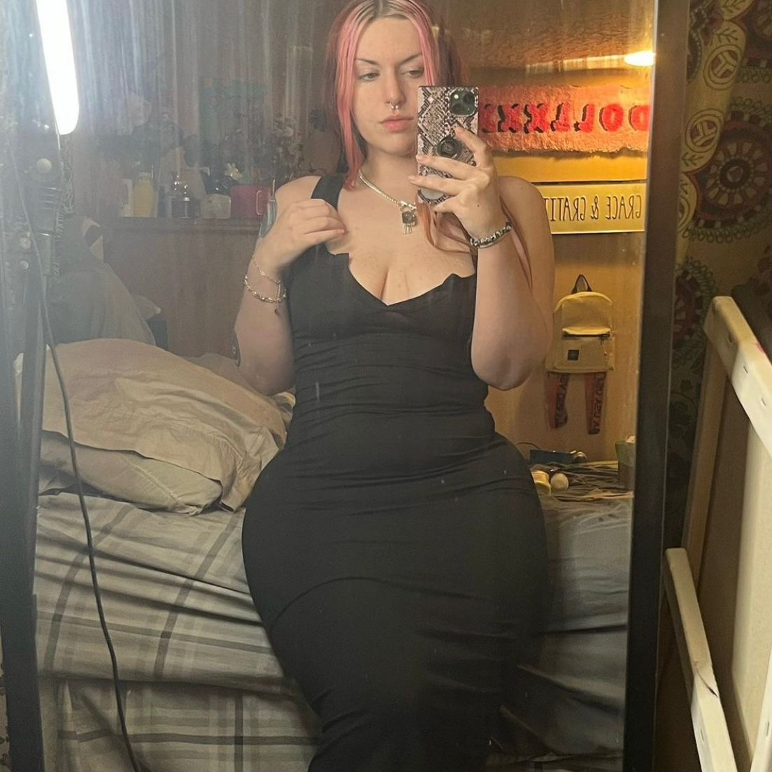 Sandra is Female Escorts. | Regina | Saskatchewan | Canada | escortsaffair.com 