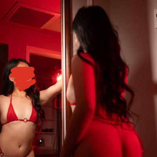 
                        Leah
                     is Female Escorts. | Thunder Bay | Ontario | Canada | escortsaffair.com 