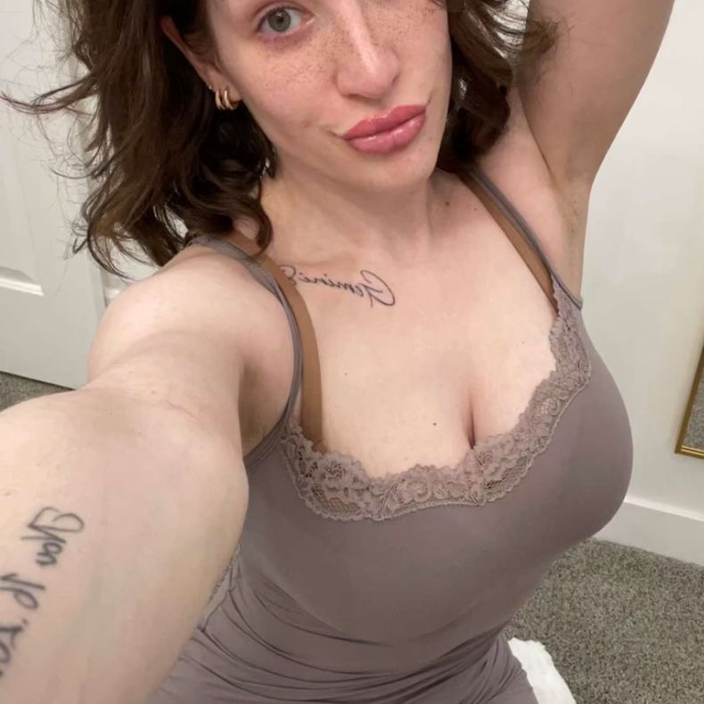 Tracy is Female Escorts. | Redding | California | United States | escortsaffair.com 