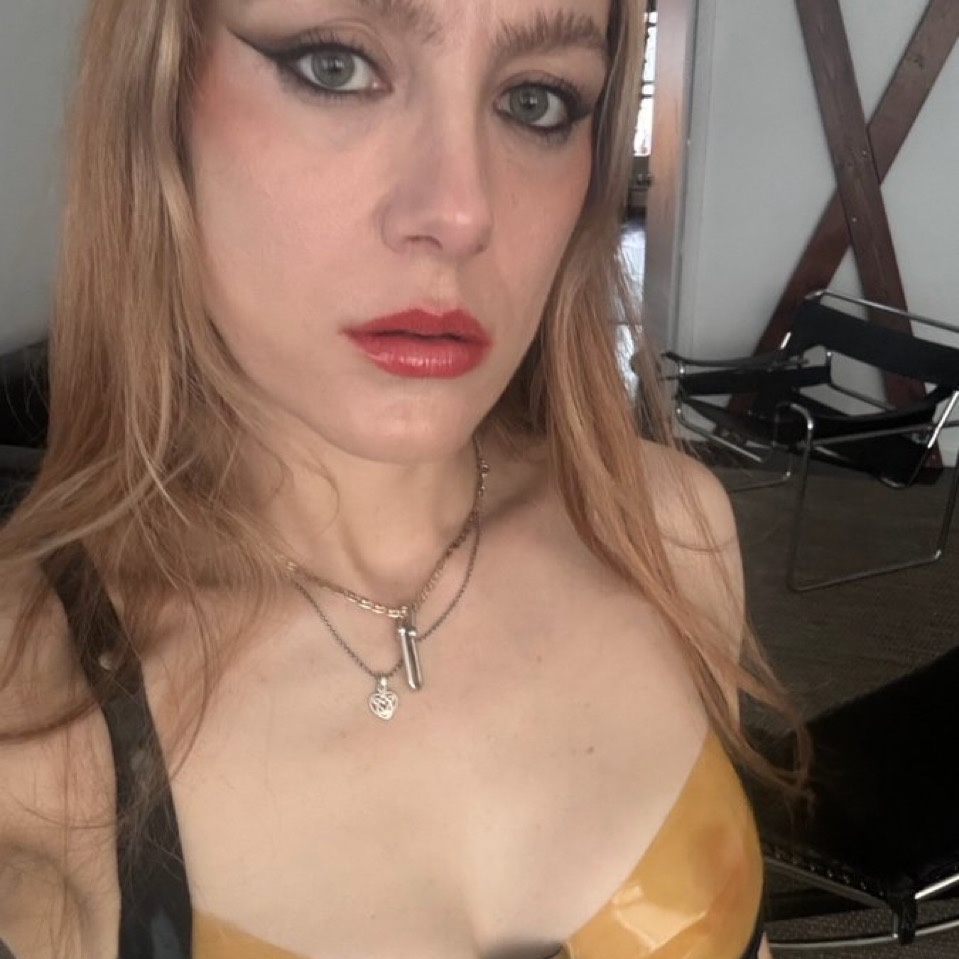 Blythe is Female Escorts. | Redding | California | United States | escortsaffair.com 