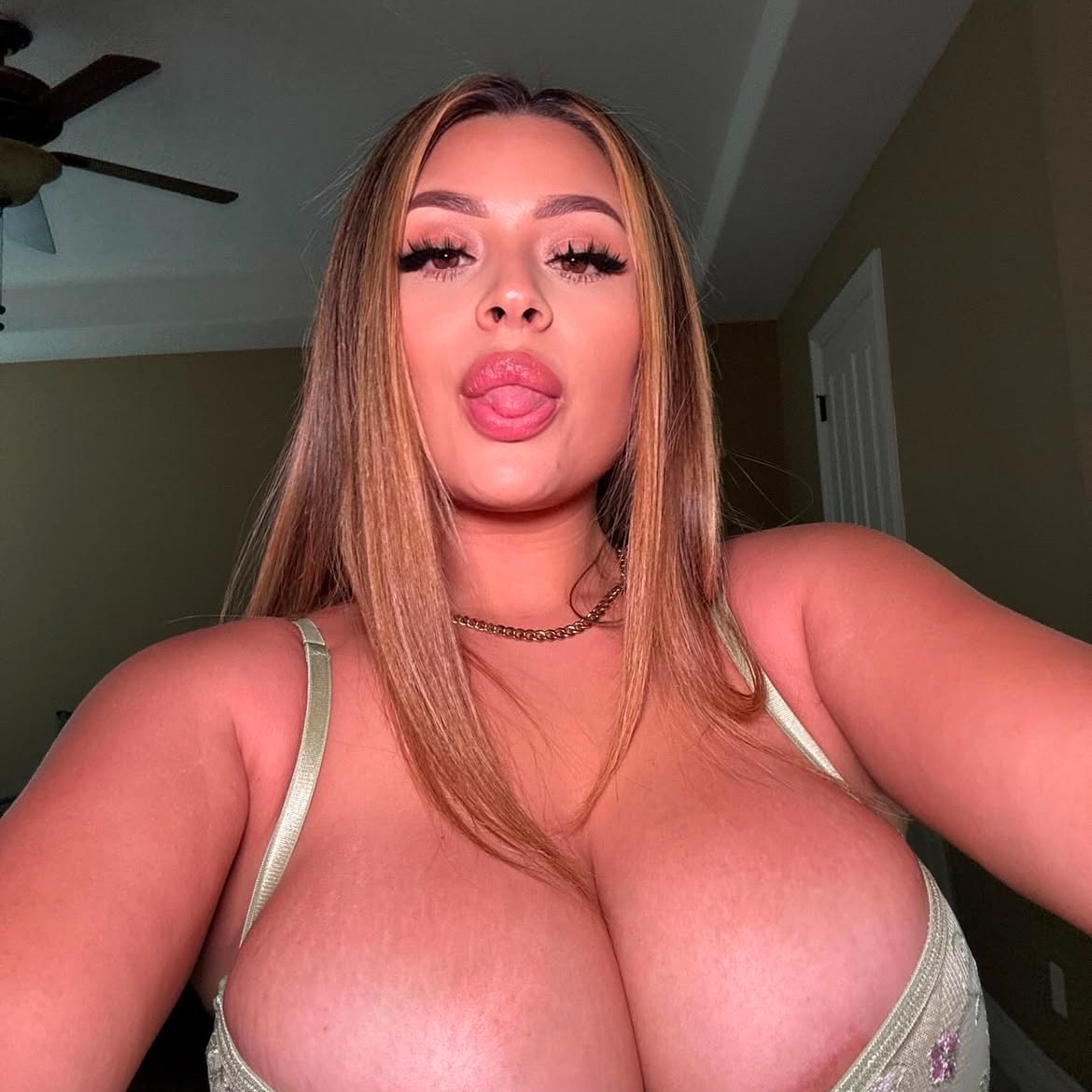 Rosemary is Female Escorts. | Appleton | Wisconsin | United States | escortsaffair.com 