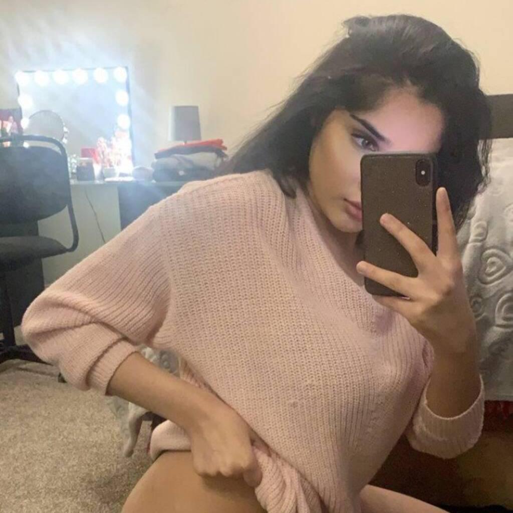 
                        Rishika DM me on whatsapp
                     is Female Escorts. | Toronto | Ontario | Canada | escortsaffair.com 