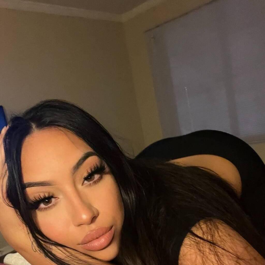 
                        Tina
                     is Female Escorts. | Vancouver | British Columbia | Canada | escortsaffair.com 