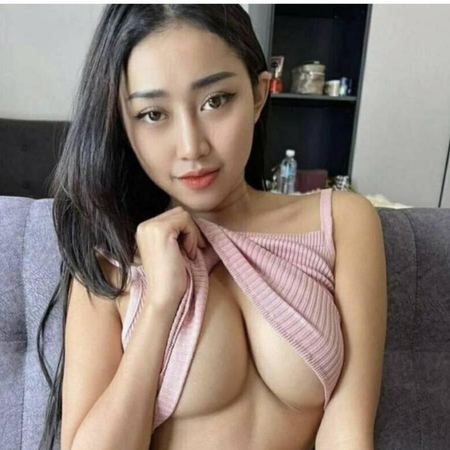 
                        JUDY VERY PETITE 4'11 90l
                     is Female Escorts. | Guelph | Ontario | Canada | escortsaffair.com 
