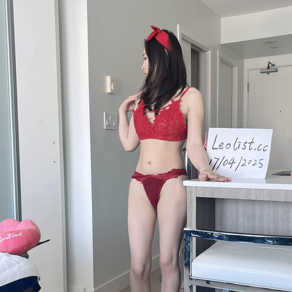
                        Alice
                     is Female Escorts. | Vancouver | British Columbia | Canada | escortsaffair.com 