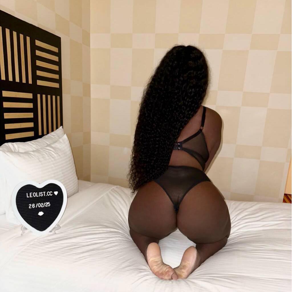 
                        Sarah
                     is Female Escorts. | Niagara | Ontario | Canada | escortsaffair.com 