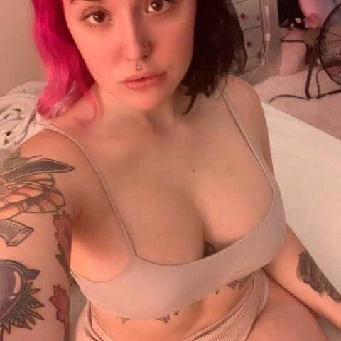 Mary Vick is Female Escorts. | Auburn | Alabama | United States | escortsaffair.com 