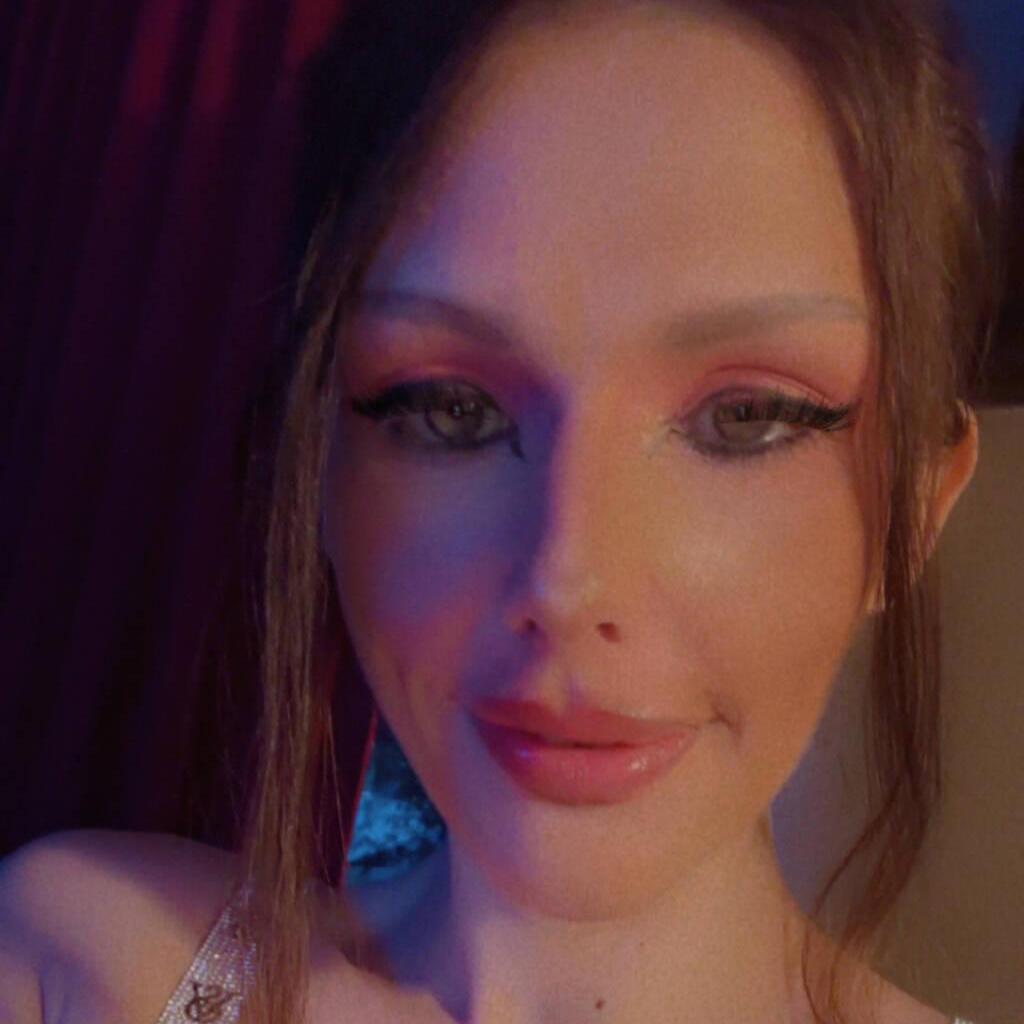
                        ℬ𝓇𝒾
                     is Female Escorts. | Owen Sound | Ontario | Canada | escortsaffair.com 