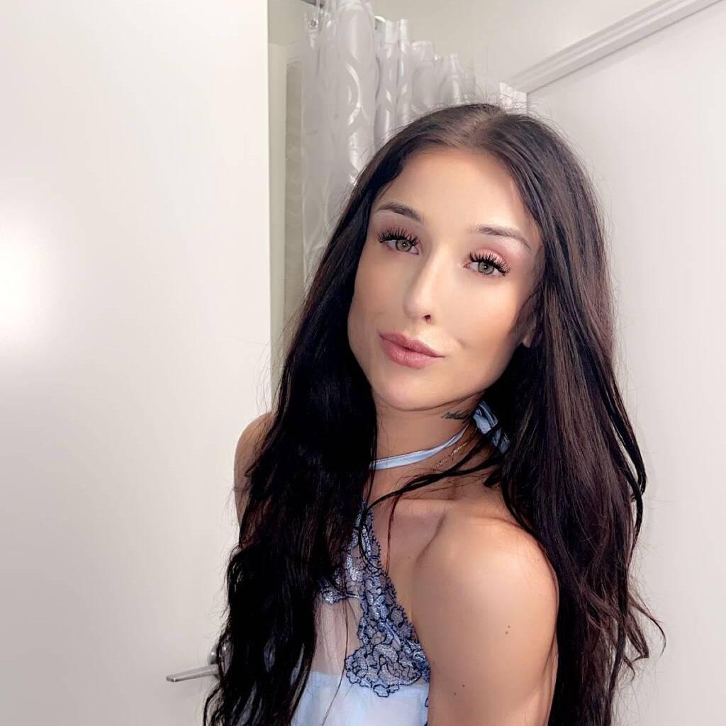 
                        lina
                     is Female Escorts. | Winnipeg | Manitoba | Canada | escortsaffair.com 