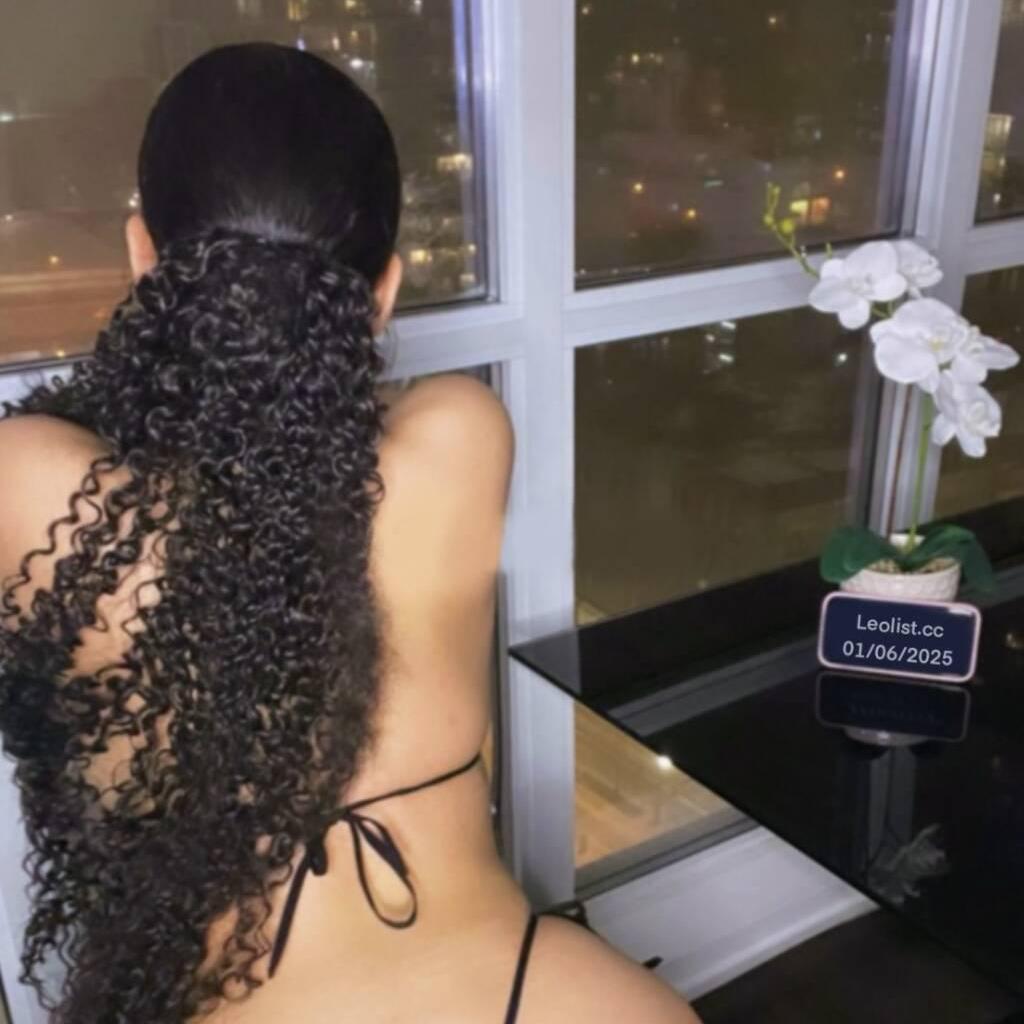 
                        Lola
                     is Female Escorts. | Winnipeg | Manitoba | Canada | escortsaffair.com 