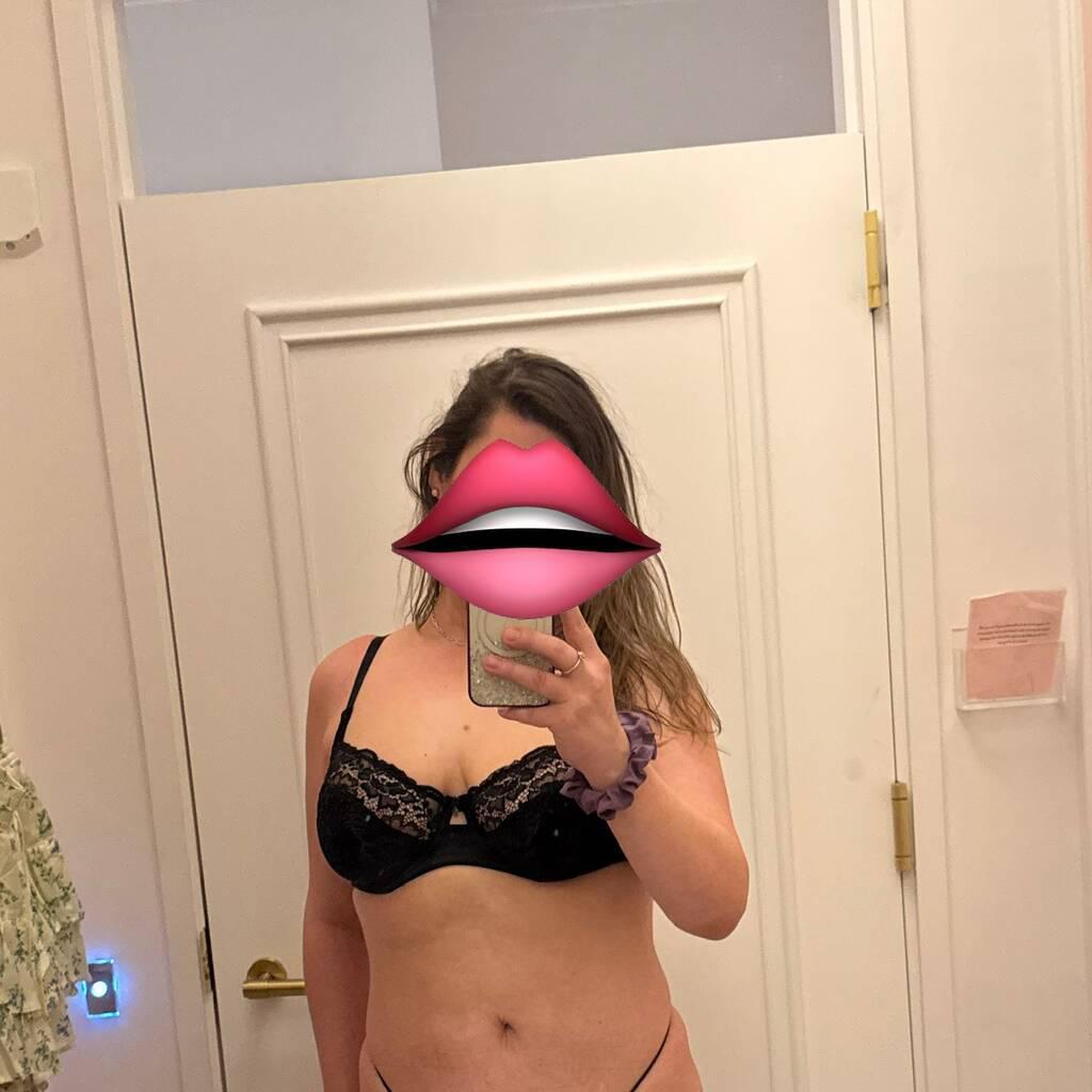 
                        Aries
                     is Female Escorts. | Fredericton | New Brunswick | Canada | escortsaffair.com 
