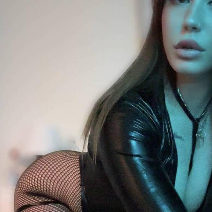 
                        Diamond
                     is Female Escorts. | Cambridge | Ontario | Canada | escortsaffair.com 