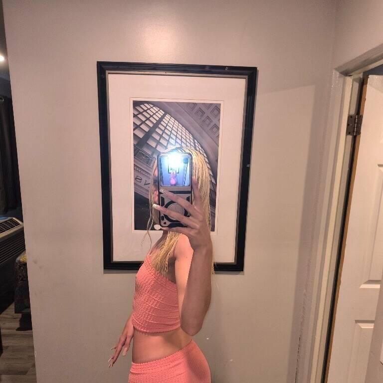 
                        Celina
                     is Female Escorts. | St. Albert | Alberta | Canada | escortsaffair.com 