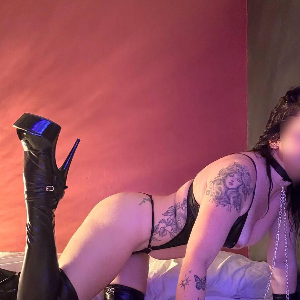 
                        Leanna banks
                     is Female Escorts. | Barrie | Ontario | Canada | escortsaffair.com 