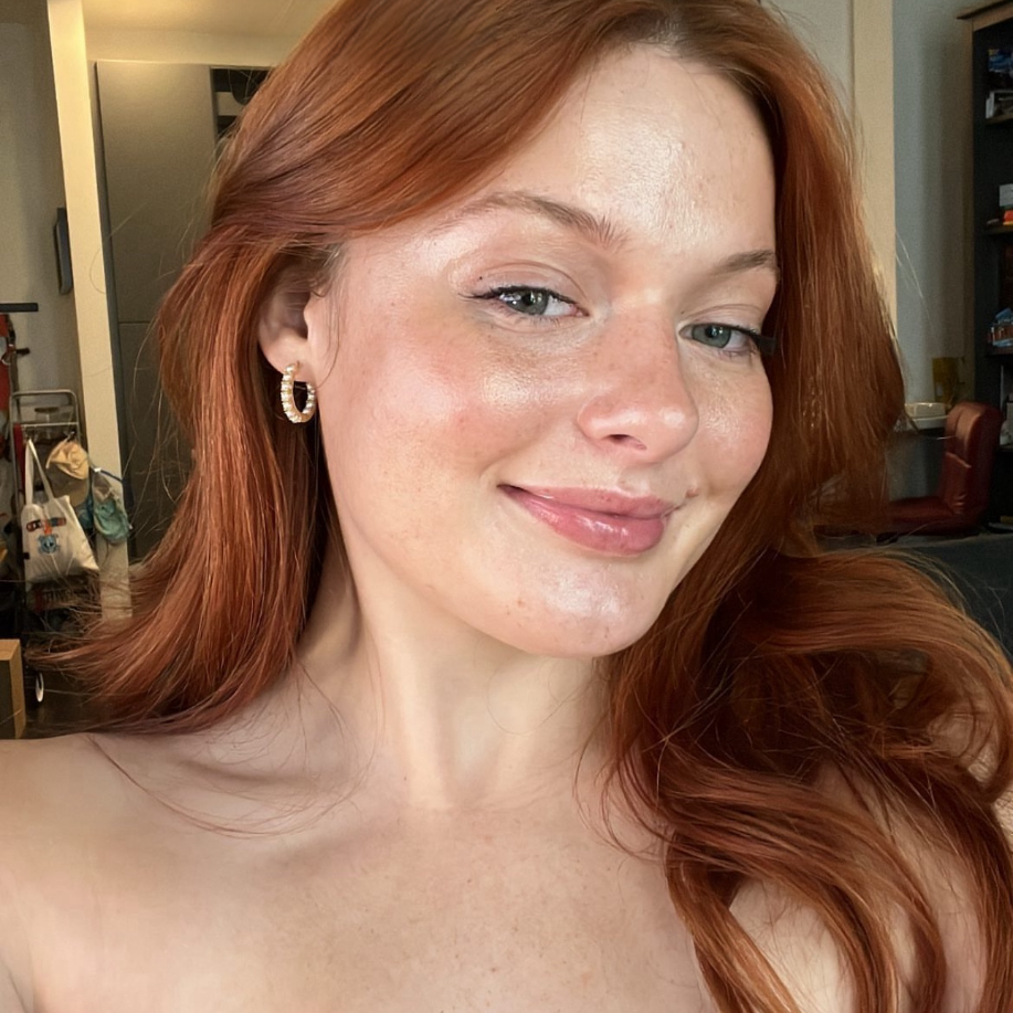 Jennifer Fleming is Female Escorts. | Abbotsford | British Columbia | Canada | escortsaffair.com 