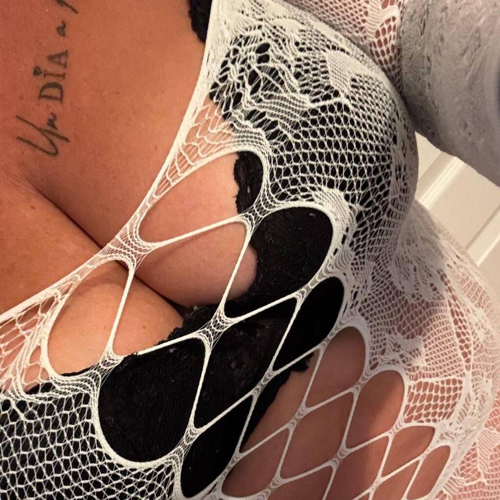 
                        France deboncoeur
                     is Female Escorts. | Montreal | Quebec | Canada | escortsaffair.com 