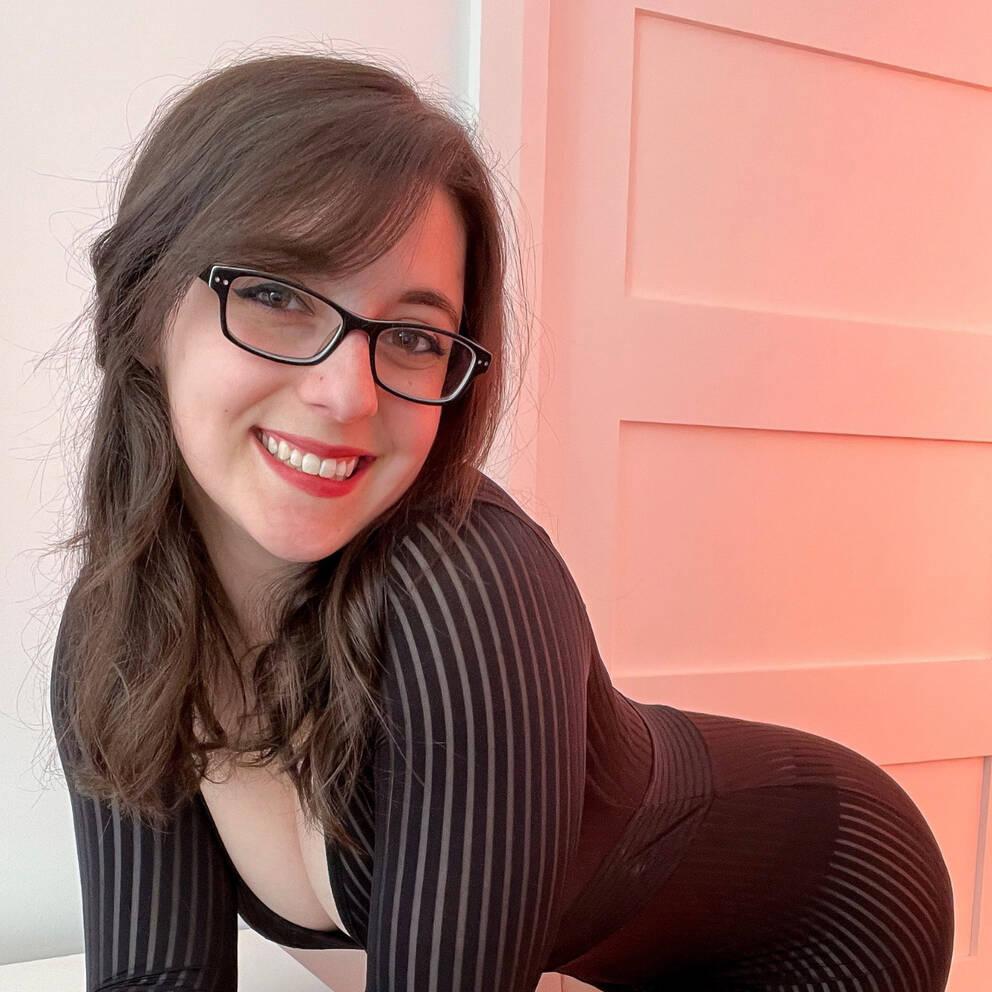 
                        Nova
                     is Female Escorts. | Sarnia | Ontario | Canada | escortsaffair.com 