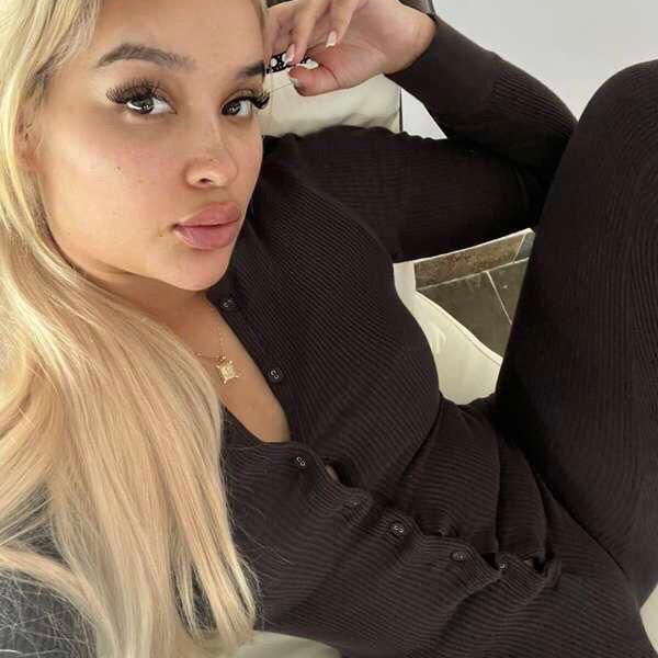 Vivian is Female Escorts. | Fairfield | New York | United States | escortsaffair.com 