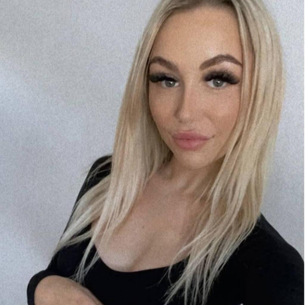 
                        Bree
                     is Female Escorts. | Thunder Bay | Ontario | Canada | escortsaffair.com 