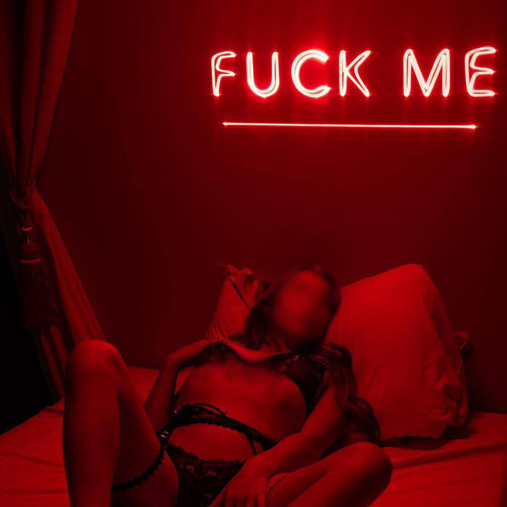 
                        Cali Rose
                     is Female Escorts. | Victoria | British Columbia | Canada | escortsaffair.com 